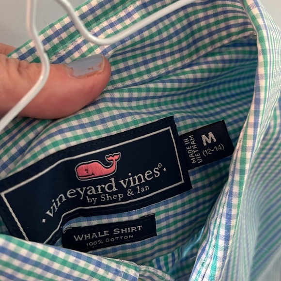 Boys Vineyard Vines dress shirt medium excellent condition - Picture 5 of 6